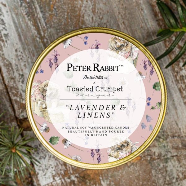 Mrs. Tiggy-Winkle “Lavender & Linens” Candle in a Matt Gold Tin